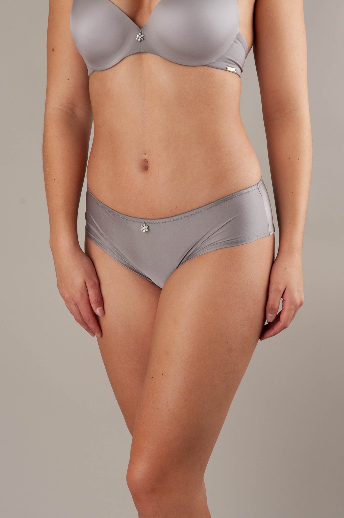 SAPPH Comfort Short Grijs